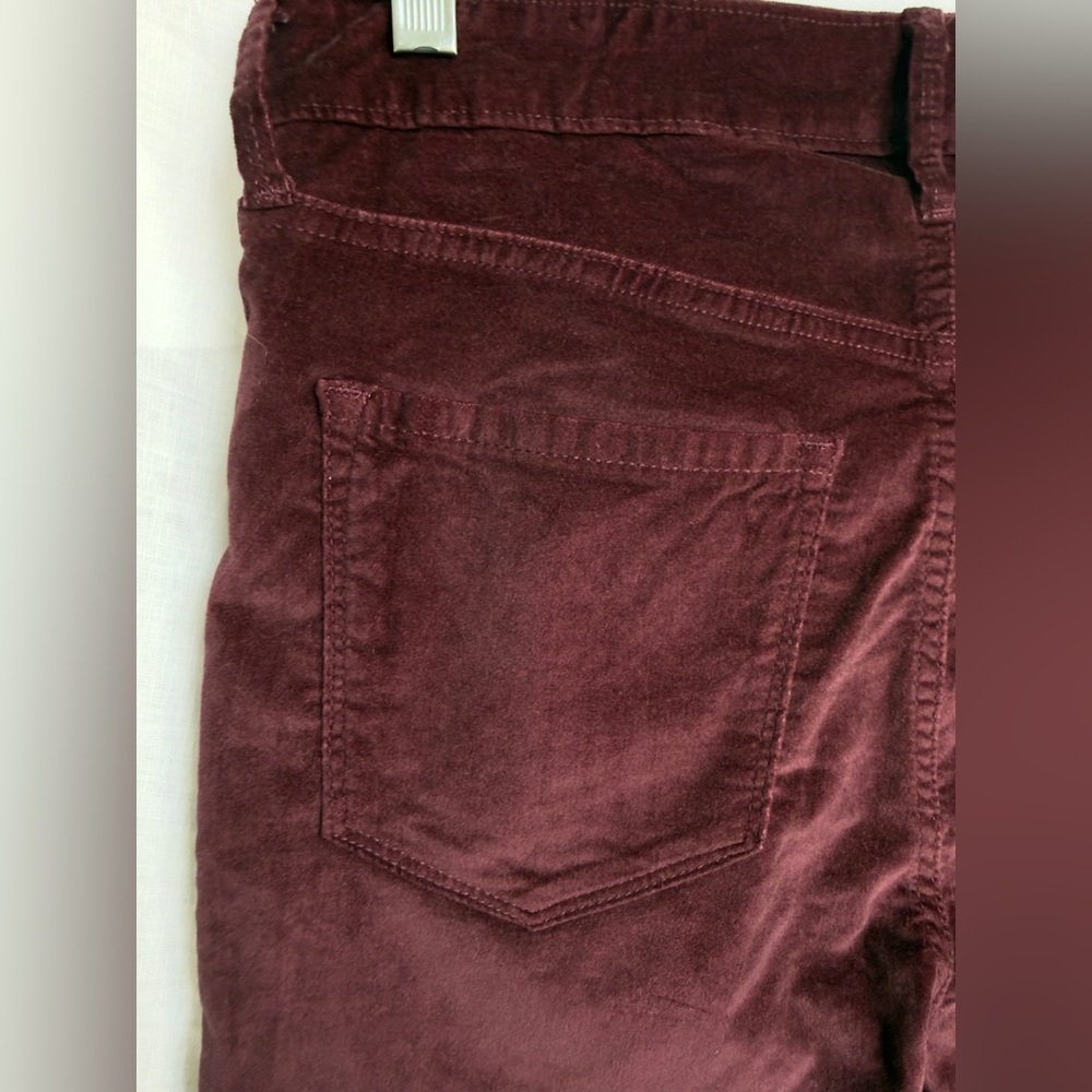 Old Navy High-Waisted Rockstar Super Skinny Velvet Jeans, Size 8, New with Tags - Picture 5 of 5